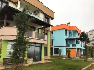 Seyran Seaside Apartments - 1-garden floor - Bostancı