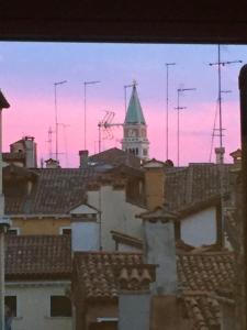 Romantic Rialto Apartment