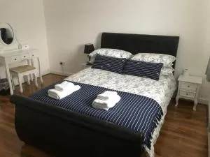 Charimore Relaxation House - Abbey Wood