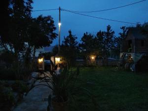 Diamants Place with Treehouse Garden