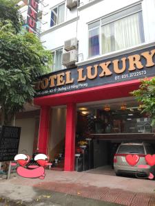 Luxury Hotel