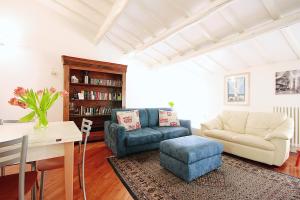 Bianco Apartment