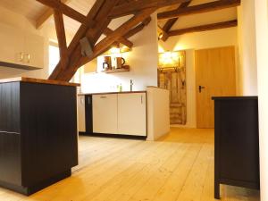 “Mägdestube” - Hammergut Neidberg