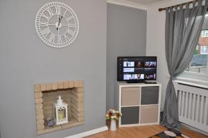 Croydon apartment with parking