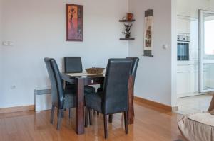 Modern and bright apartment in Ruma