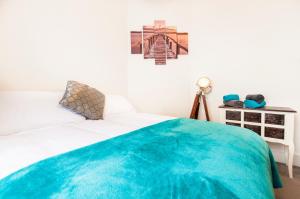 Elegant Central Exeter Apartment 5 min walk quay - Sleeps 4
