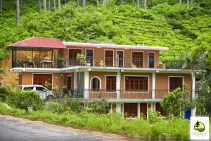 Pine Trees Homestay - Norton Bridge