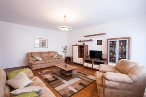 Apartment Nola by Rent Istria