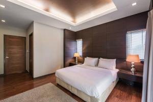 AnB Poolvilla Grand Modern 3BR Jomtien for 10pax