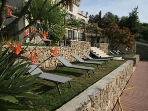 Villas Villa de charme vue mer et piscine chauffee sur les hauteurs de Golf Juan : photos des chambres