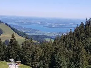 Bergblick und See - Rottau