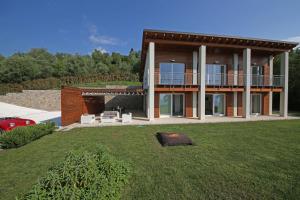 Villa Albachiara, Private Luxury villa with private pool and lake view, Villák Gardone Riviera - big - 20
