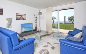Villa Albachiara, Private Luxury villa with private pool and lake view, Villák Gardone Riviera - big - 12