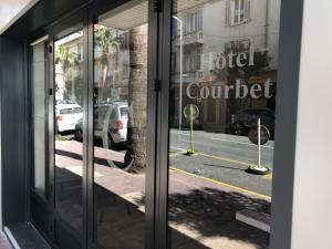 Hotels Hotel Courbet : photos des chambres