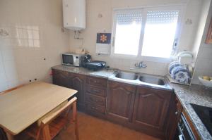 Two-Bedroom Apartment room in Rnet - Doctor Fleming Roses Centre