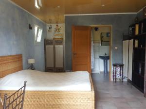 B&B / Chambres d'hotes L'OLIVERAIE EN PROVENCE : photos des chambres