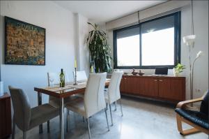 The Best Hostelito! Free parking