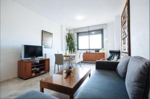 The Best Hostelito! Free parking