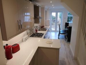 Talu Guildford Town House Guildford Suurbritannia