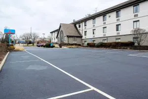 Welcome Suites Springdale - 沙伦维尔