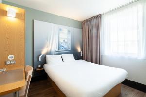 Hotels B&B HOTEL Paris Le Bourget : photos des chambres