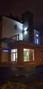 Hotel Azyl - 斯塔加德什切青