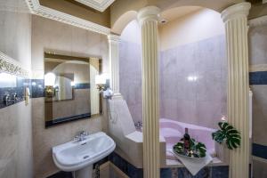 Single Room room in Hotel Royal