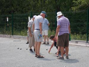 Campings Village Vacances 4 etoiles LES MATHES AUX CHARMETTES : photos des chambres