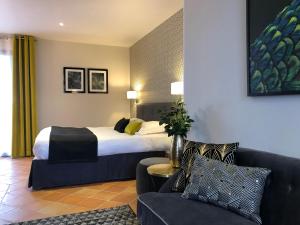 Hotels Hotel Les Suites - Domaine de Crecy : photos des chambres