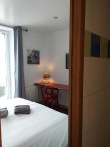 Hotels Les Rochers : photos des chambres