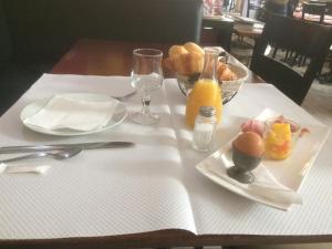 Hotels Les Chiens du Guet : photos des chambres