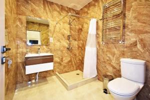 Double or Twin Room with Balcony room in Patriott Hotel