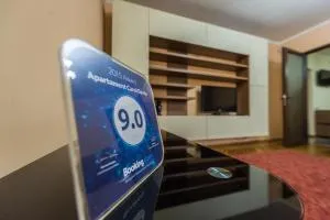 卡罗尔达维拉公寓酒店 - 皮特什蒂