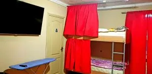 Hostel 777 - 佩列亚斯拉夫-赫梅利尼茨基