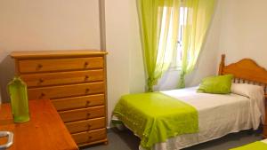 PRIMERA LÍNEA, PISCINA, WiFi, PÁDEL y más! #2