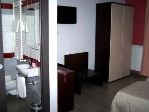 Quadruple Room with Balcony