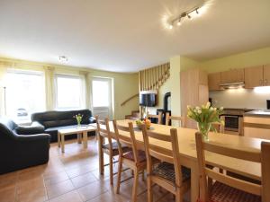 Idyllisches Ferienhaus mit überdachter Terrasse