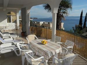 VERA CK Apartment 30 m from the sea, with pool