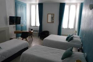 Hotels Hotel des Alpes : photos des chambres