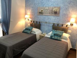 Deluxe Double or Twin Room with Sea View