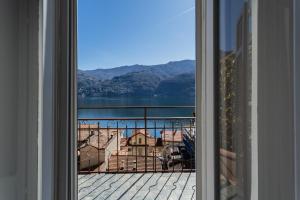 Lovely Apartment Overlooking Lake Como by RentComo