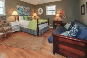 Leapin Lizard Cottage - Demere Park