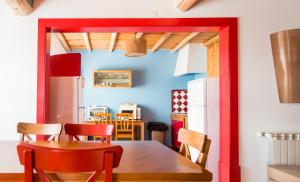Three-Bedroom Apartment room in Casa Da Padeira