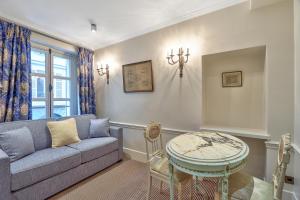 Appartements Pick A Flat's Apartments in Saint Germain - Paul-Louis Courier : photos des chambres