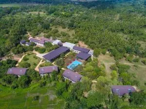 Tropical Life Resort and Spa - Padeniya