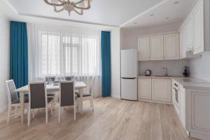 2nd Pearl Sea View Apartment