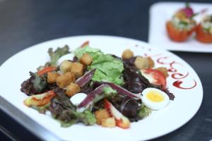 The Streamliner Hotel Apartment