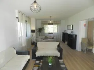 OSCAR's HOME - Éteimbes