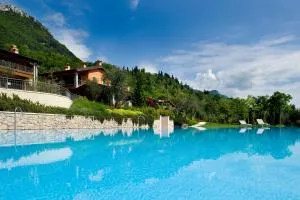 Apartments Golf Bogliaco - Roina
