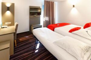 Hotels Hotel AKENA BESANCON : Chambre Triple